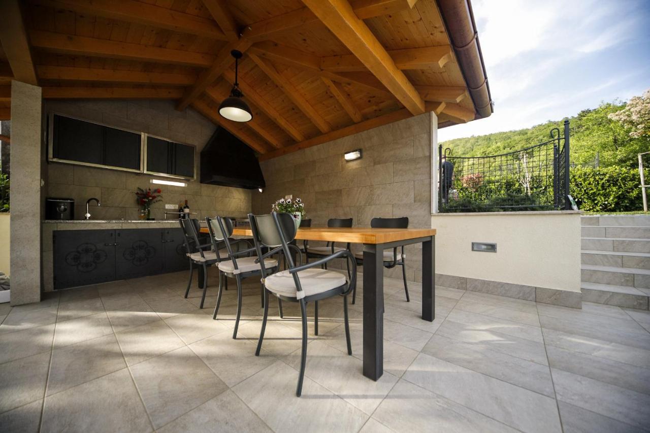 Casa Tilia Villa Sapjane ภายนอก รูปภาพ