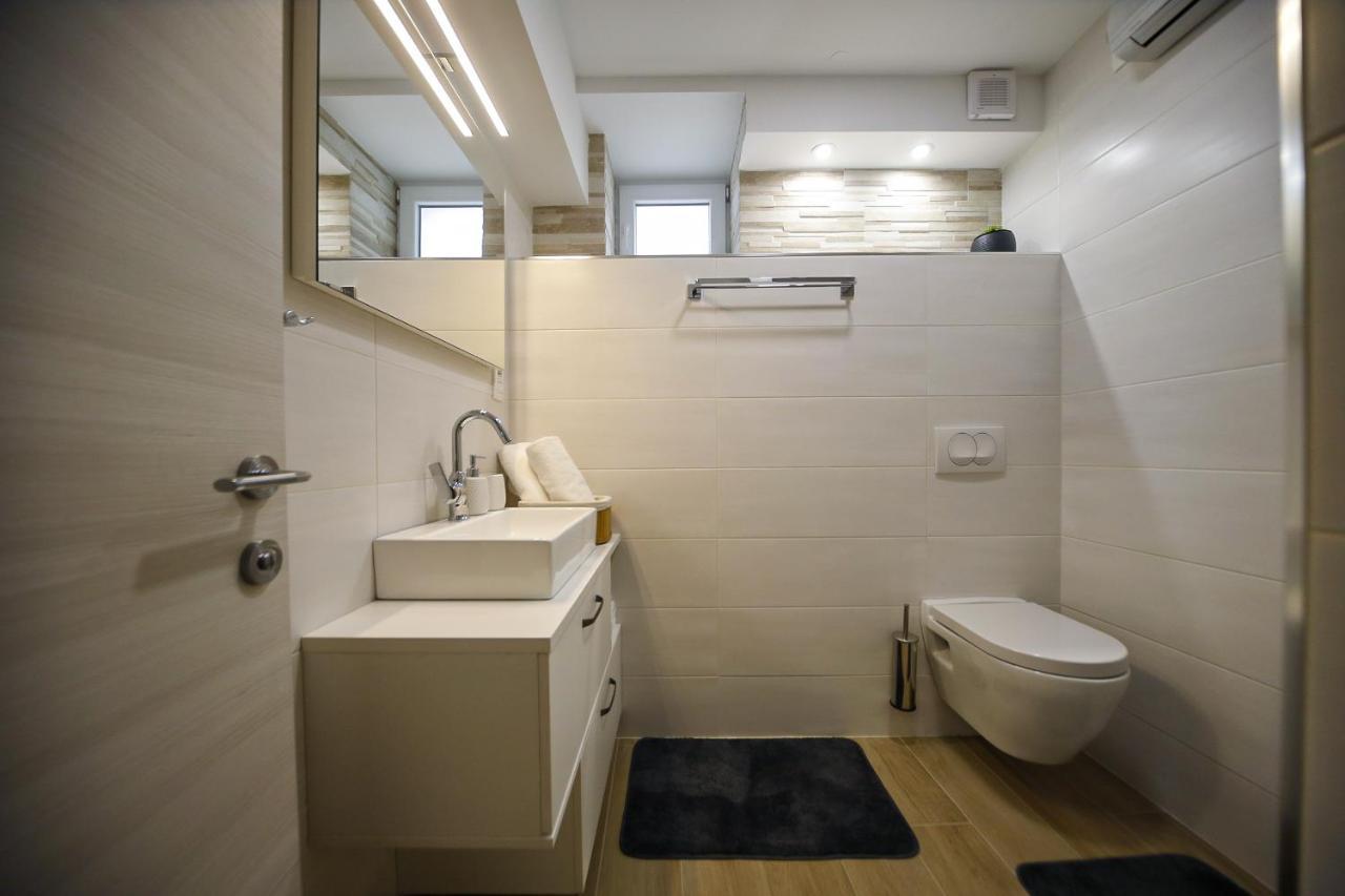 Casa Tilia Villa Sapjane ภายนอก รูปภาพ