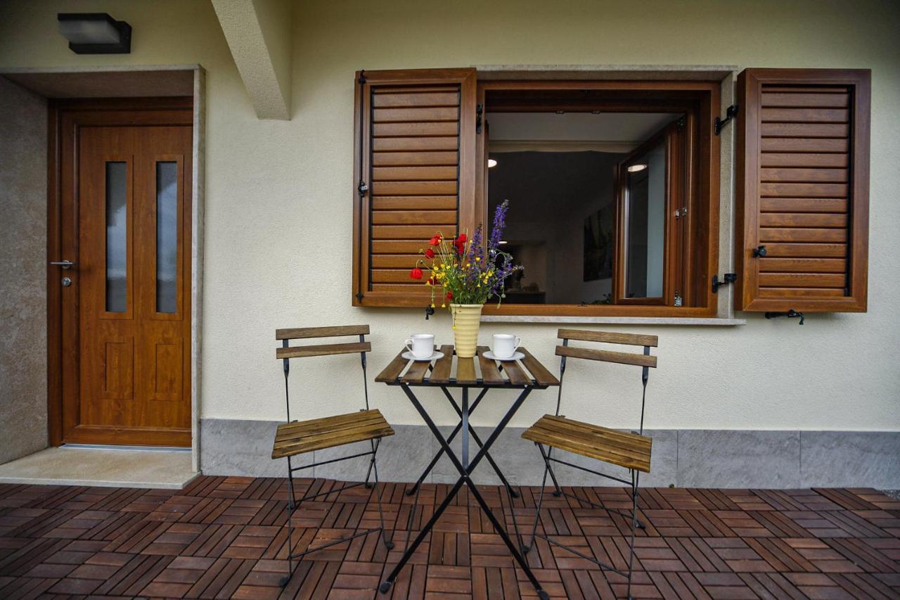 Casa Tilia Villa Sapjane ภายนอก รูปภาพ