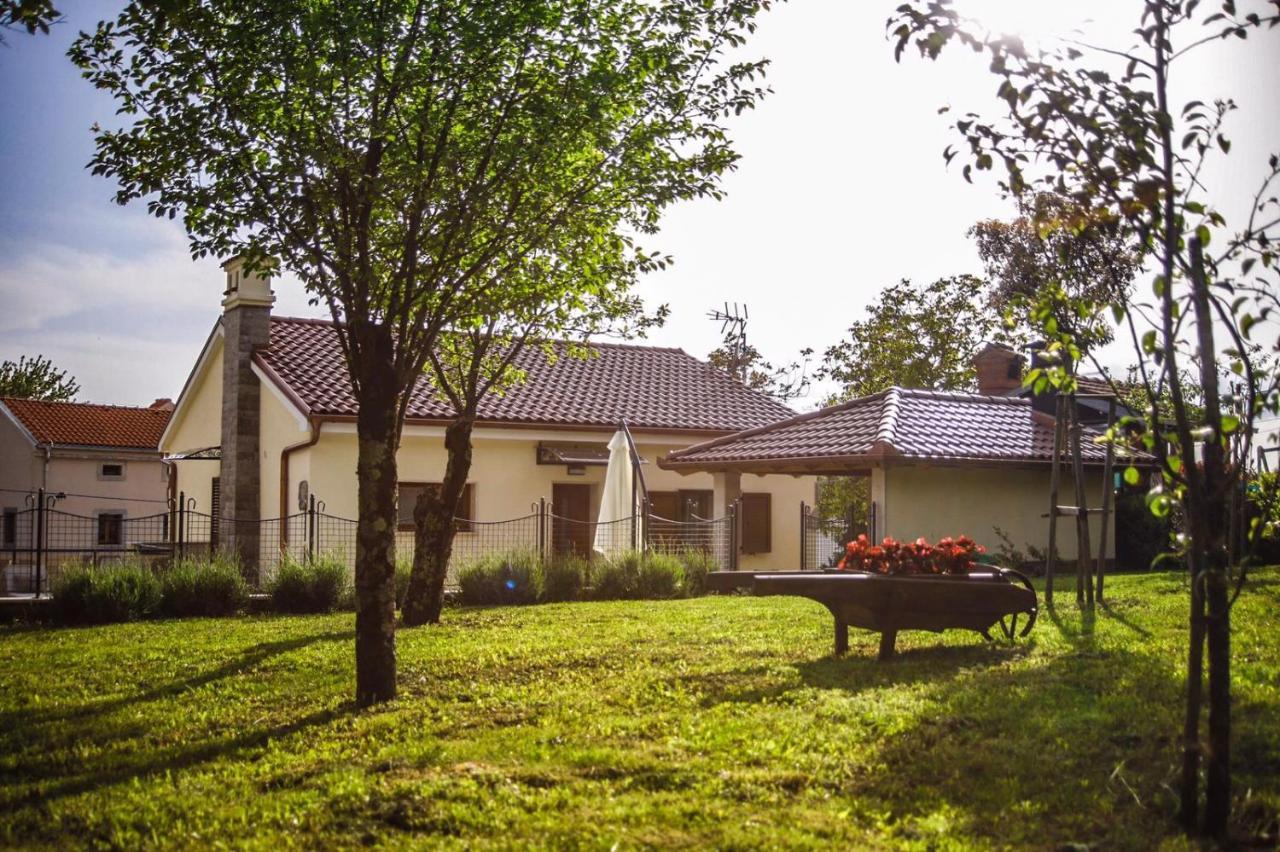 Casa Tilia Villa Sapjane ภายนอก รูปภาพ