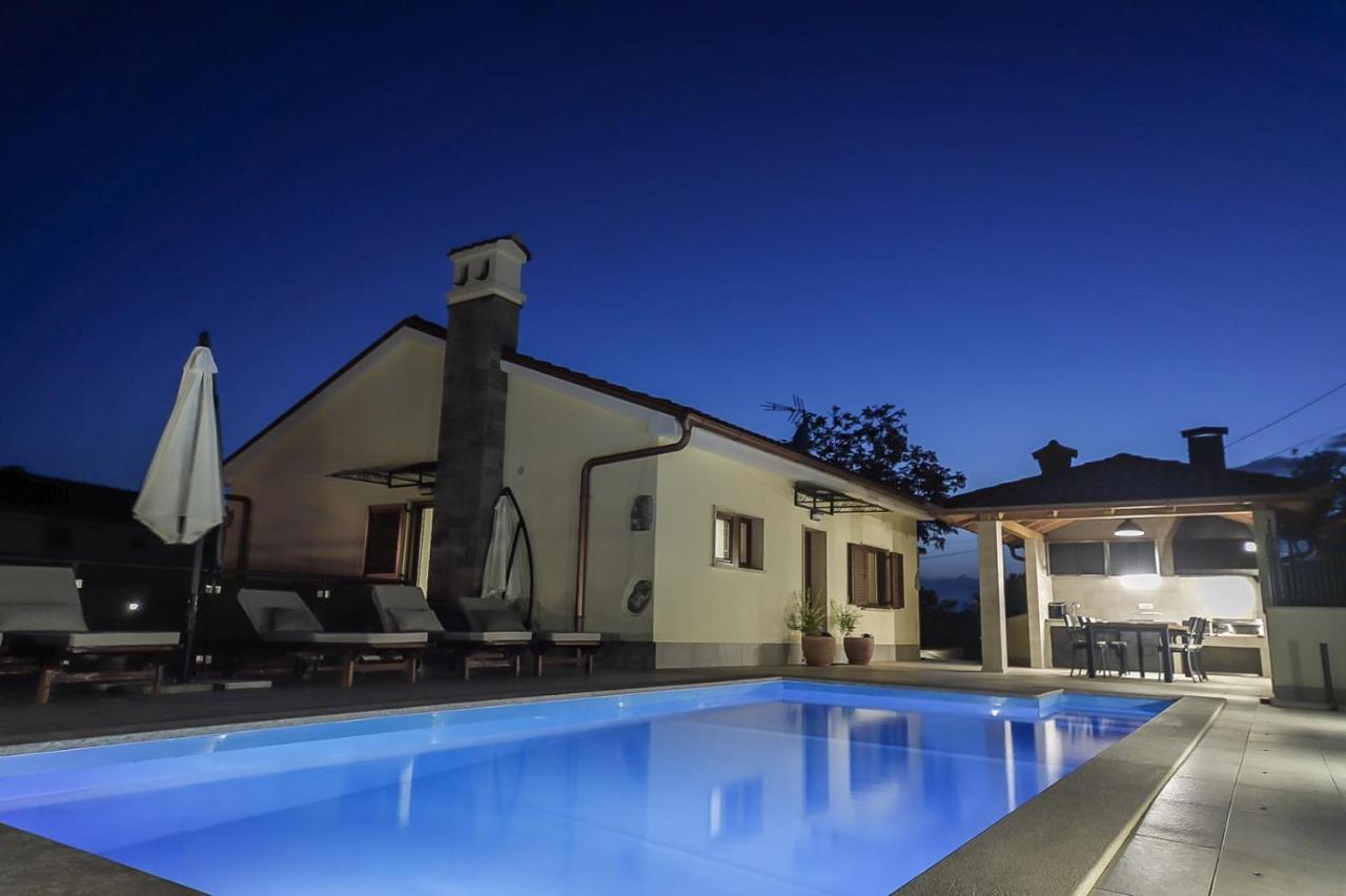 Casa Tilia Villa Sapjane ภายนอก รูปภาพ